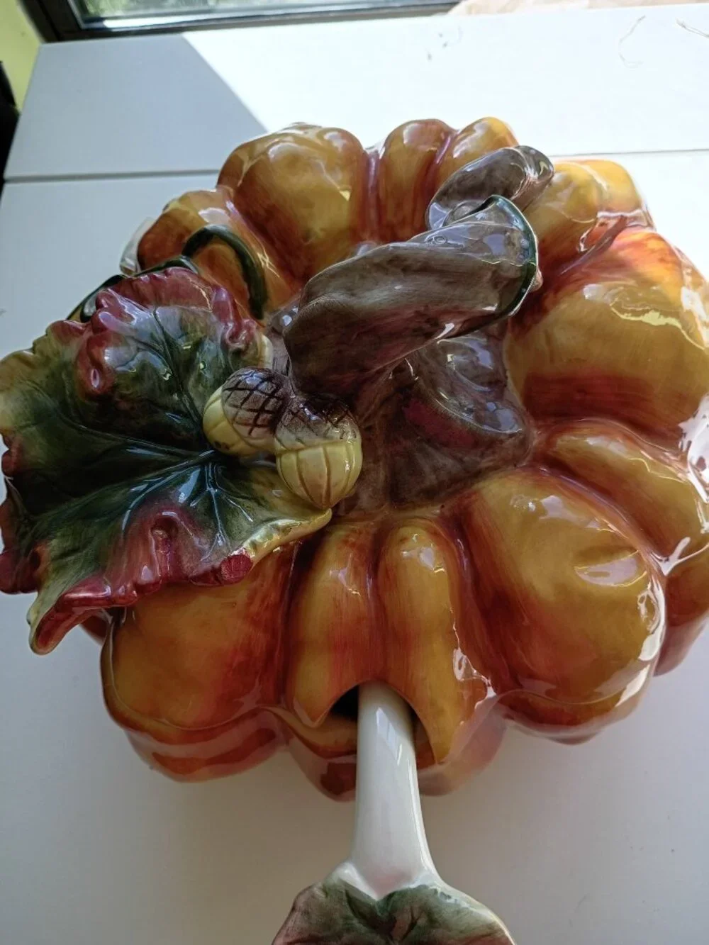 Cracker Barrel ornate large leaf acorne pumpkin tureen with ladle